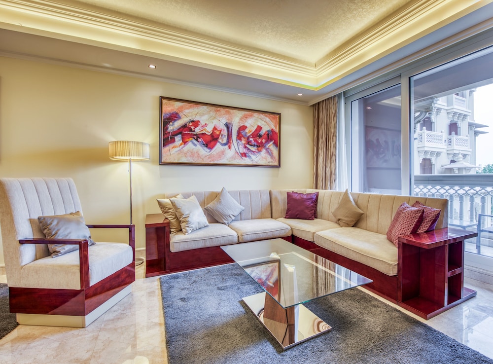 Grandeur Residence 1/bed Apt.