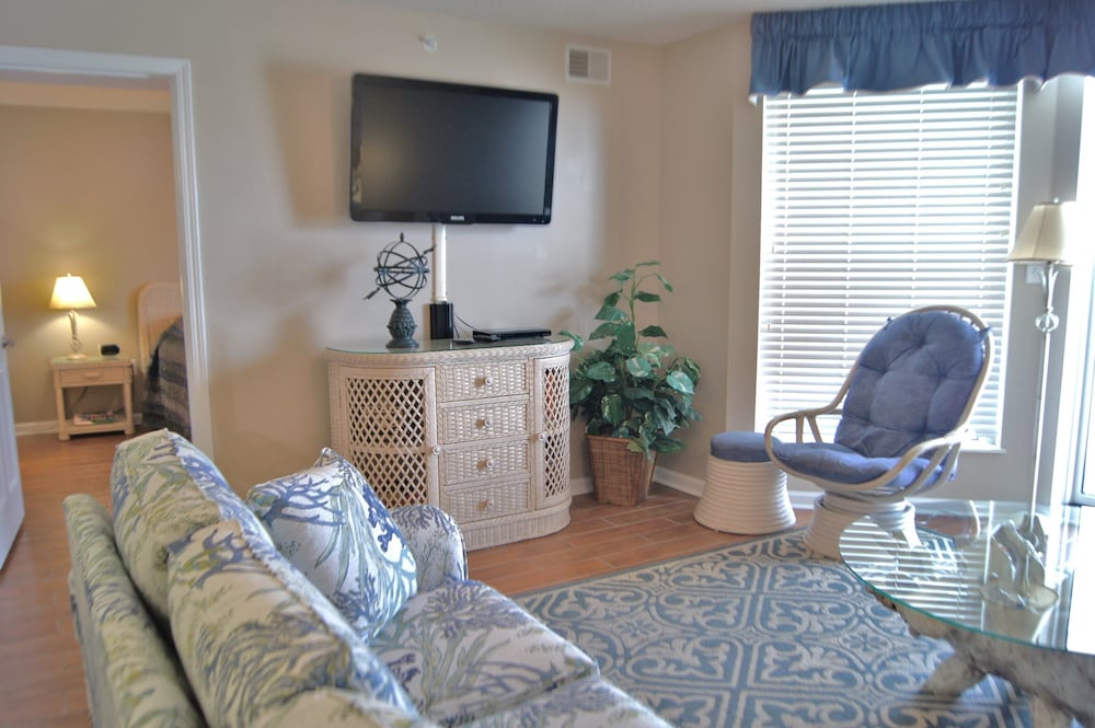 Sunrise Pointe 4F by RedAwning