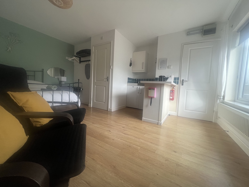 Photo 18