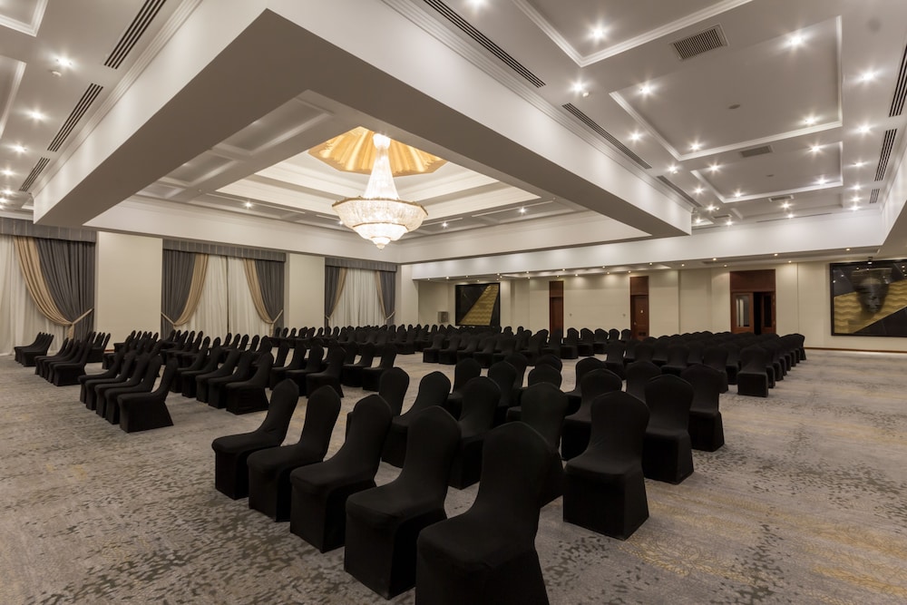 meeting & event spaces