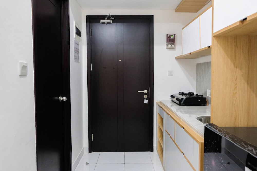 Modern and Furnished Studio Casa de Parco Apartment view 2
