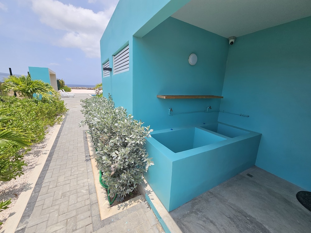 Bon Azul 5A Ocean Resort