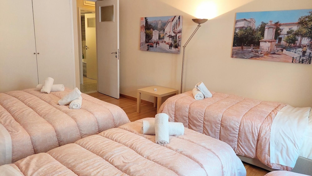 Grand Apartment in Parliament Square