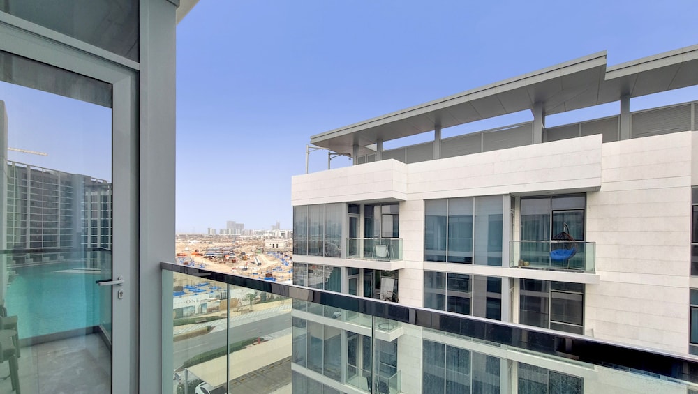 1B-Residence 3-406