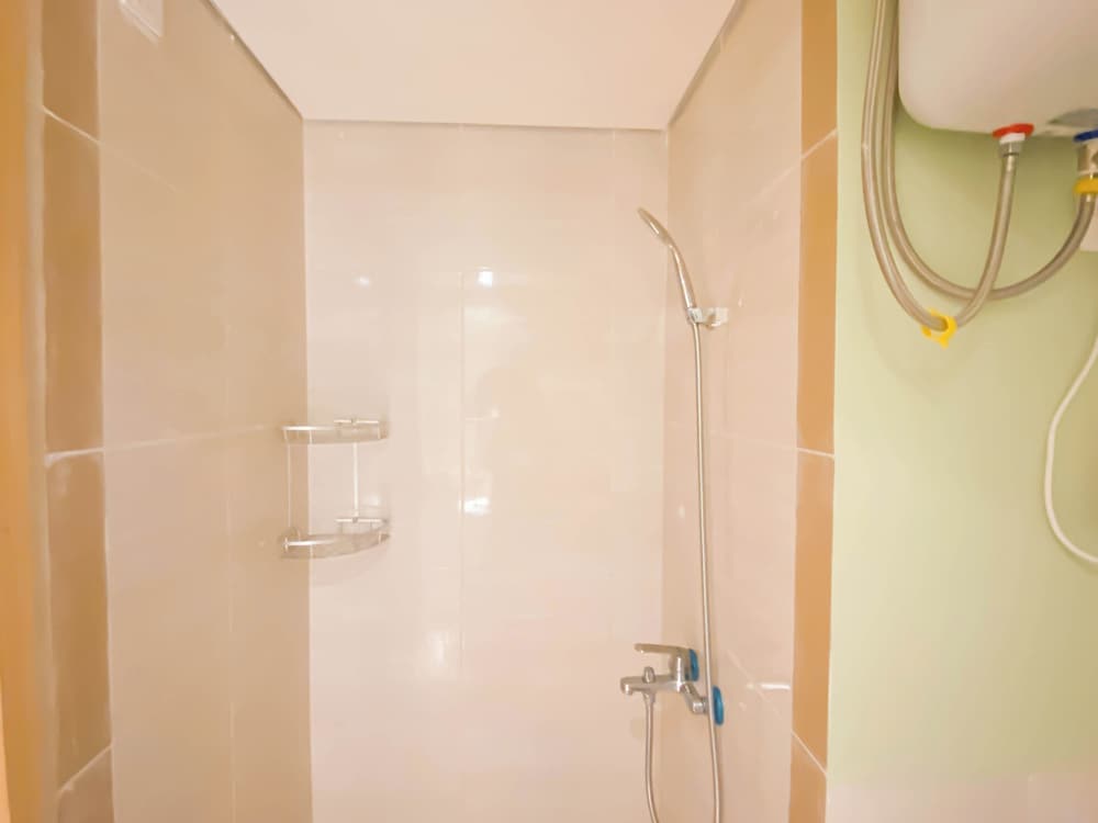 Homey And Comfort Living 2Br At Meikarta Apartment