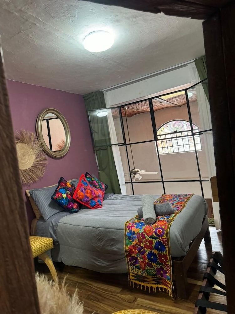 Homestal California Hostal Tlaquepaque