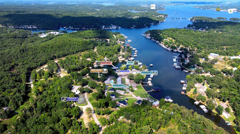 Bass Point Bliss - Resort Rental on Lake of the Ozarks Shoreline