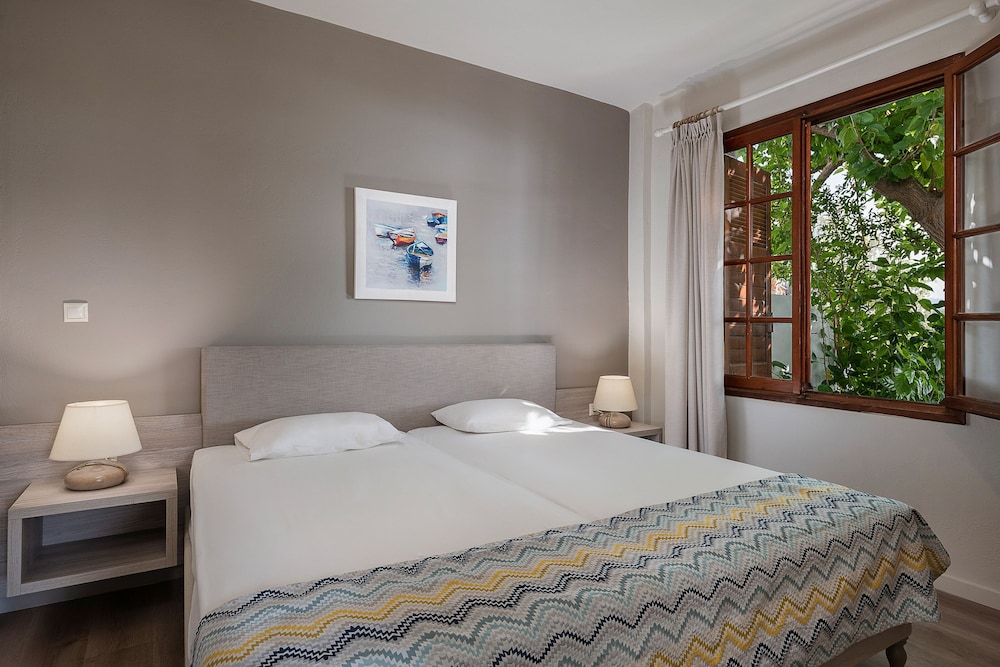 Alianthos Suites