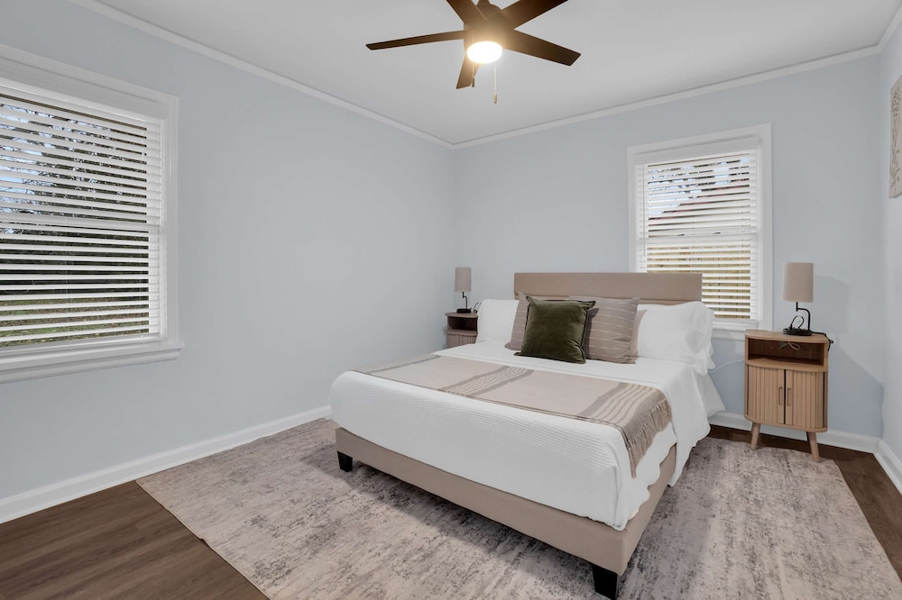 3BR Home Near AFB ASU Riverwalk Downtown