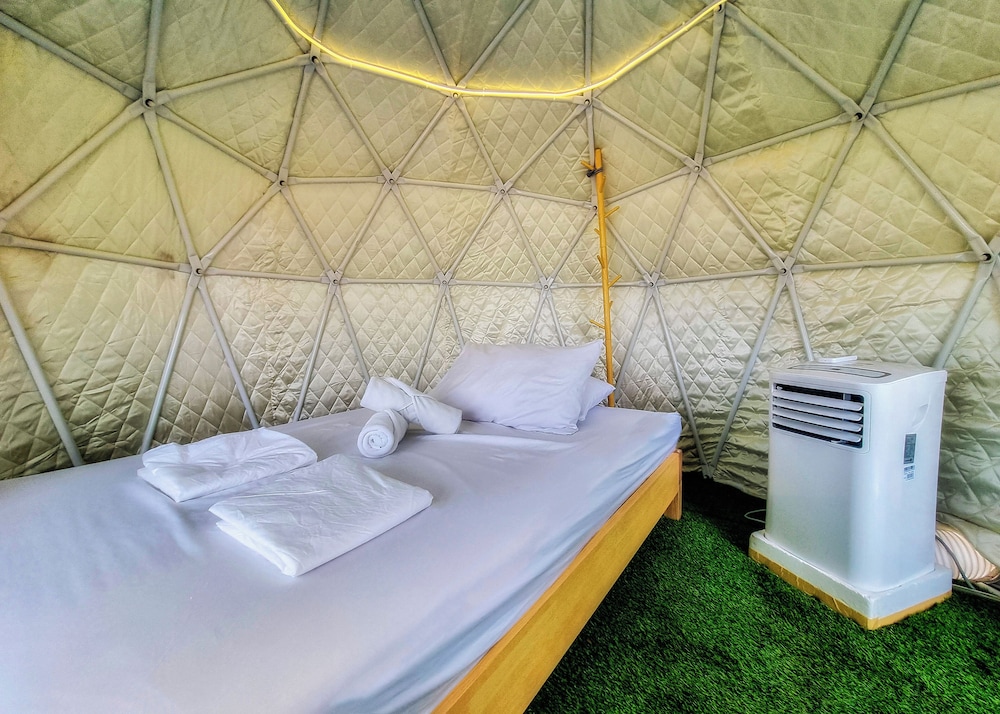 FarmKo Glamping