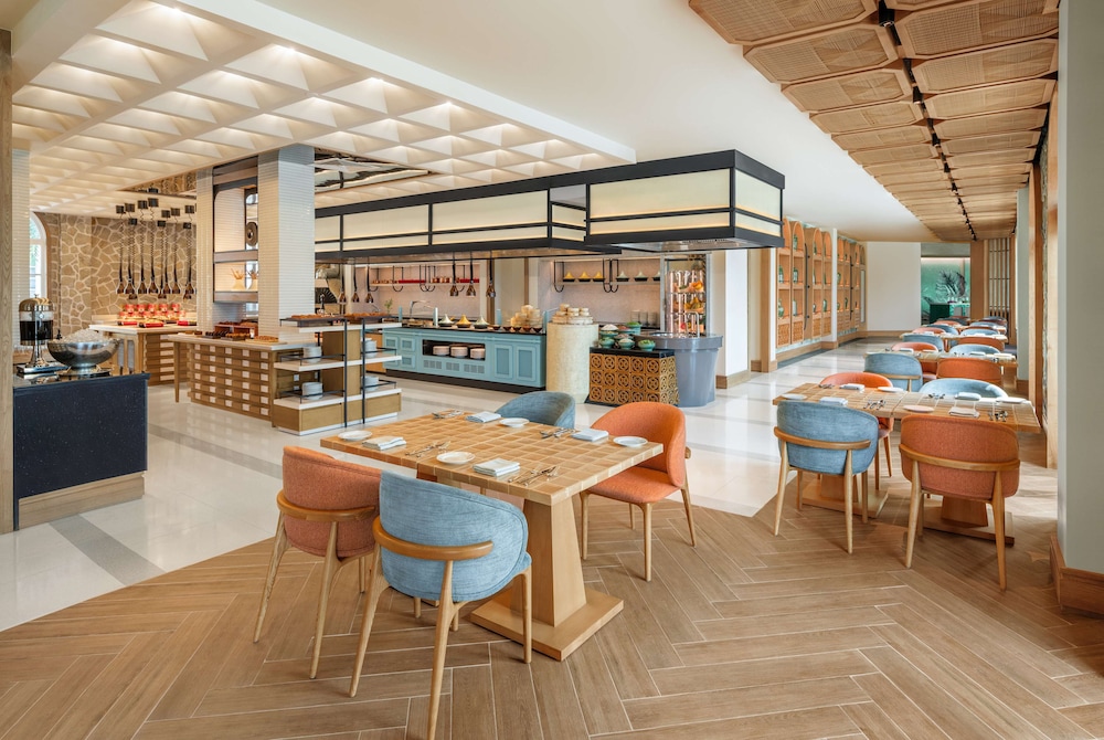 La Festa Phu Quoc, Curio Collection By Hilton 61
