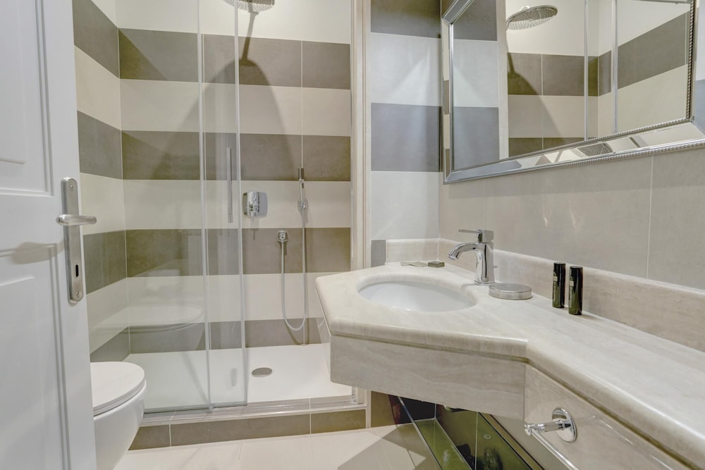 A5 Piazzetta Margutta A5 - My Extra Home