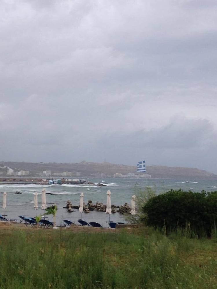 Yiannis Apartments