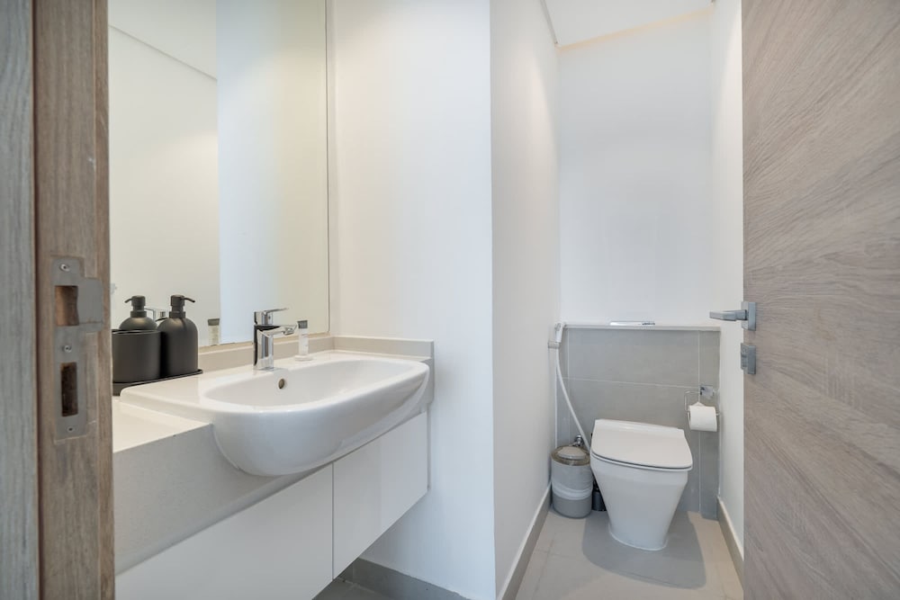 Luxury 1-bedroom in Dubai Marina That Sleeps 2