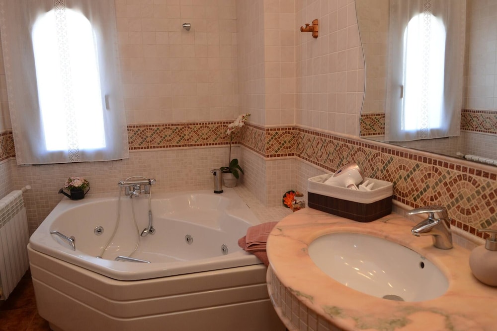 Villa Balneari Resort Casa Vacances Per Famílies Chalet Casa Rural