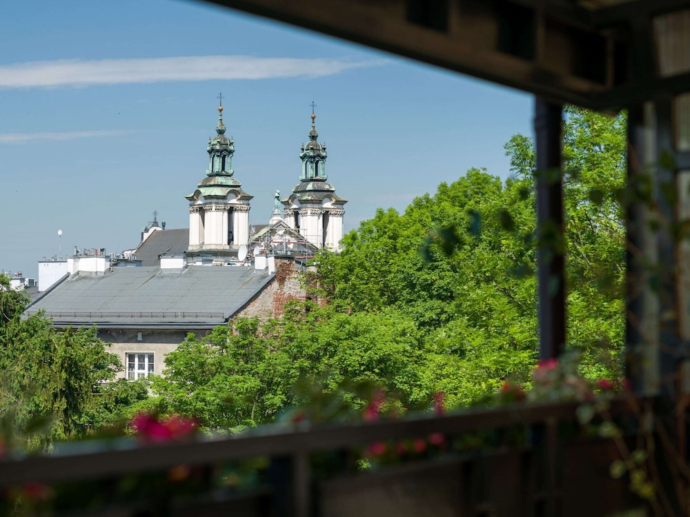 Apartment Krakow Near Wawel Castle view 4