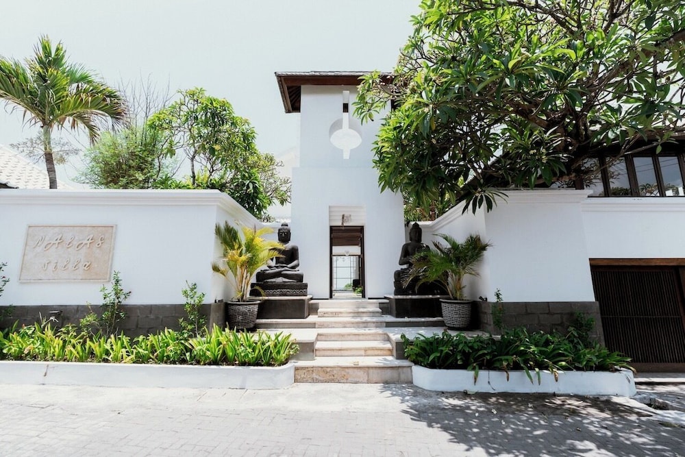 Nalas Villa