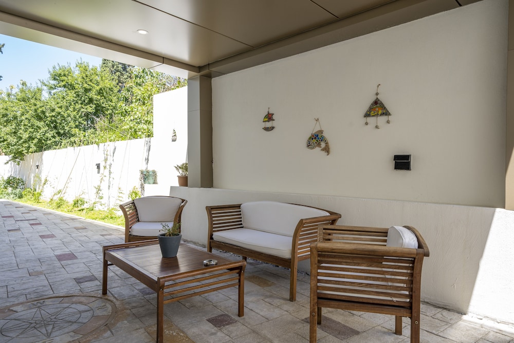 Olive Tree Hotel - Image 21