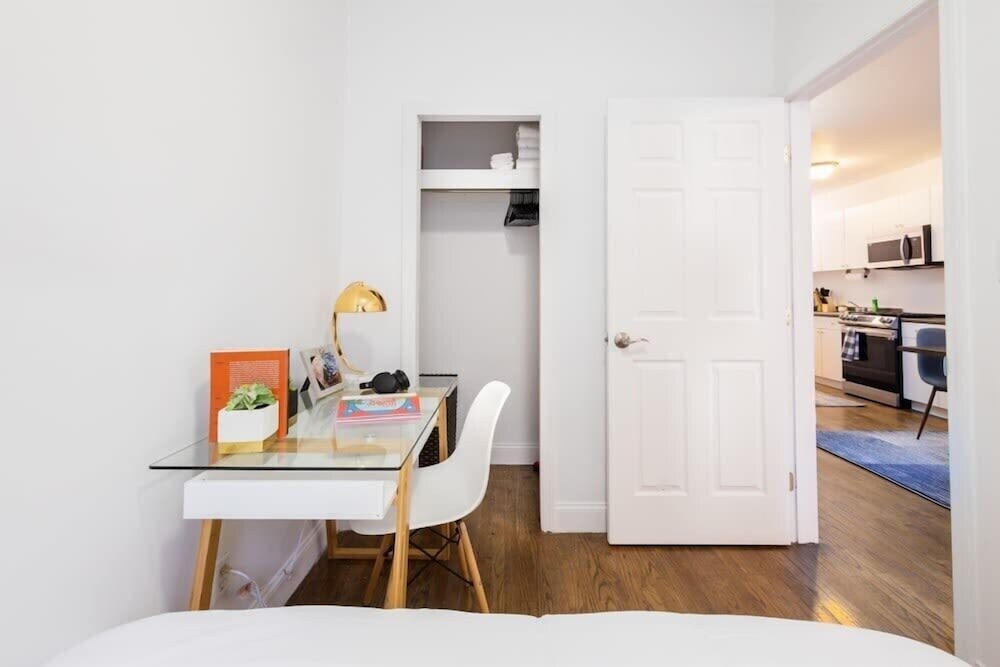 1435 UES Apartment