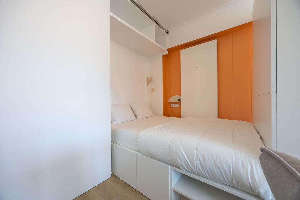 Modern Studio on the 8th Floor Near the sea