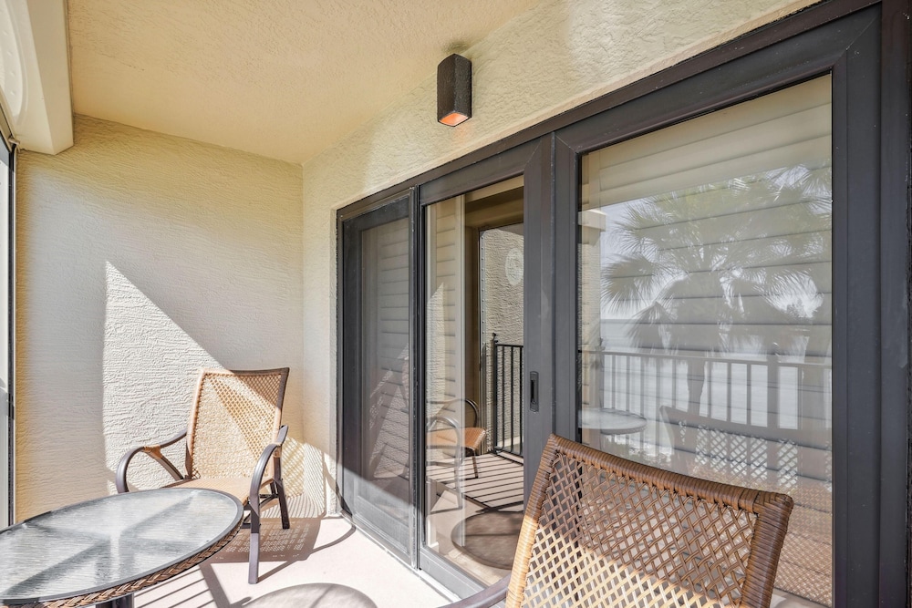 Land's End 5-202 Gulf-bay Front - Premier