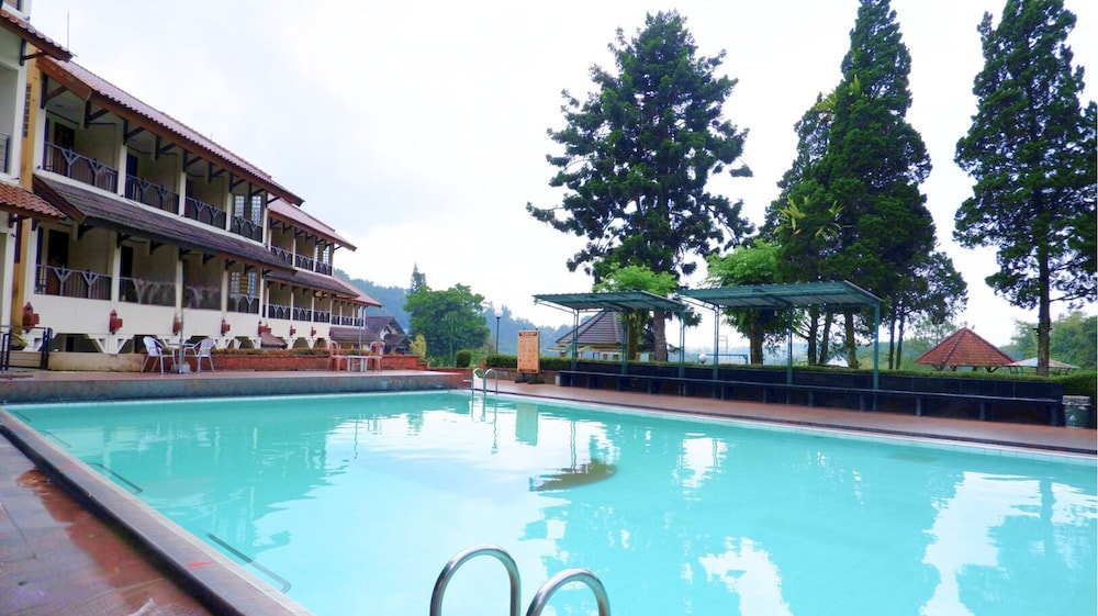 Sangga Buana Villa