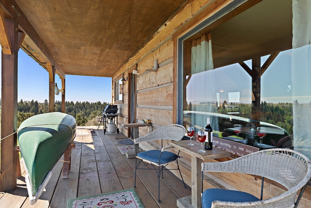 Lindas Perch view 3