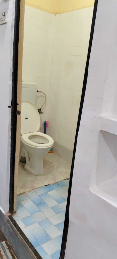 Ayodhya Cantt Palace & Restaurant