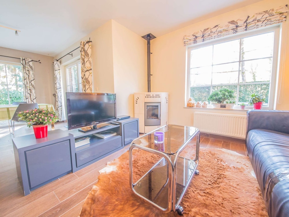 Holiday Home Le Jardin de Satine et Celestine in Durbuy