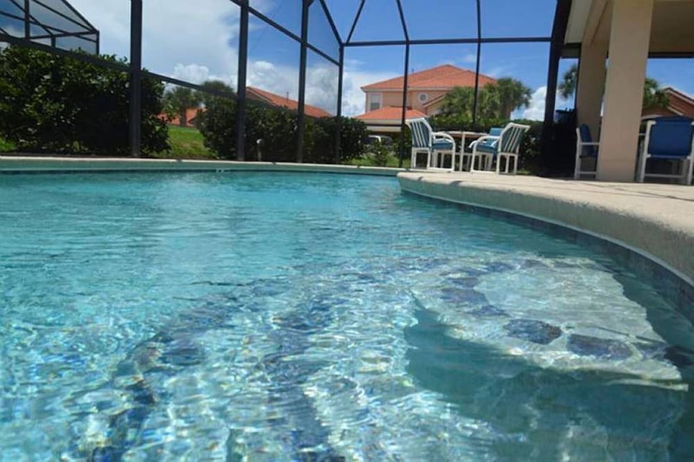 The Beauty of Solana Near Disney and Universal