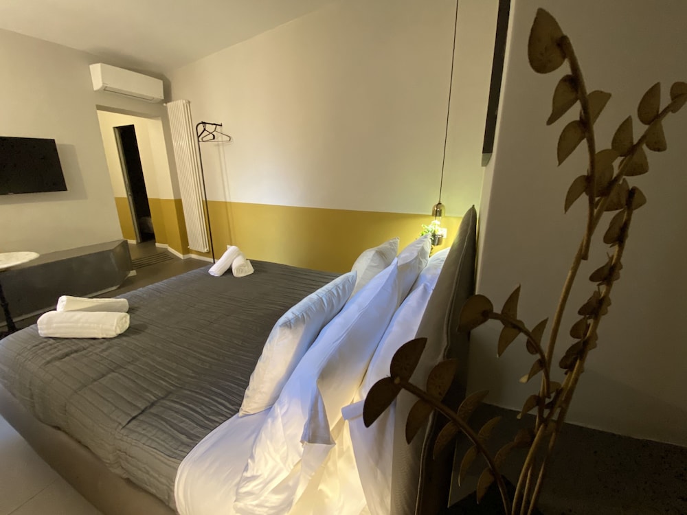 Cavour Urban Rooms