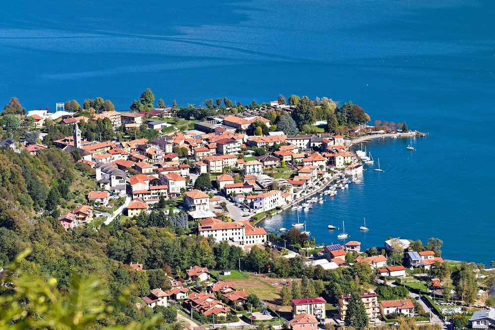 Old Pella 100m to Orta Lake