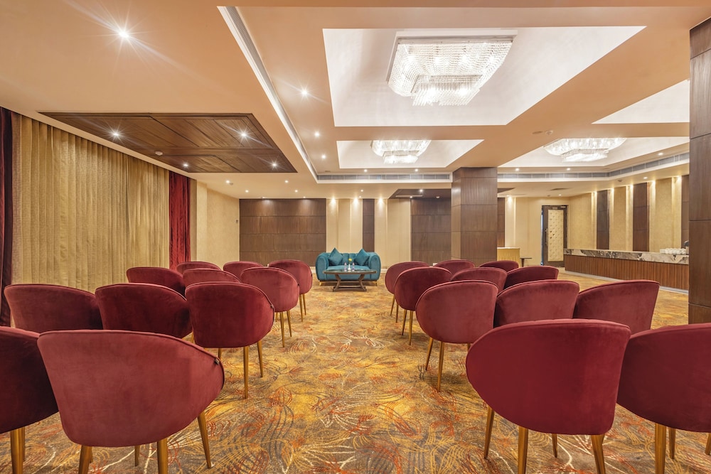Sterling Borderland Amritsar