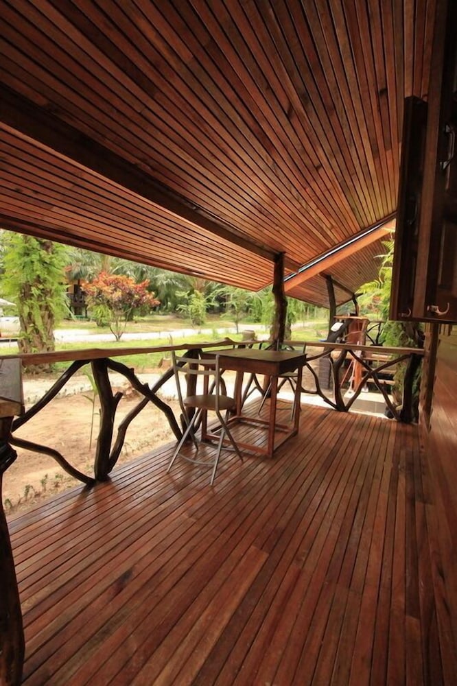 Khaosok Palmview