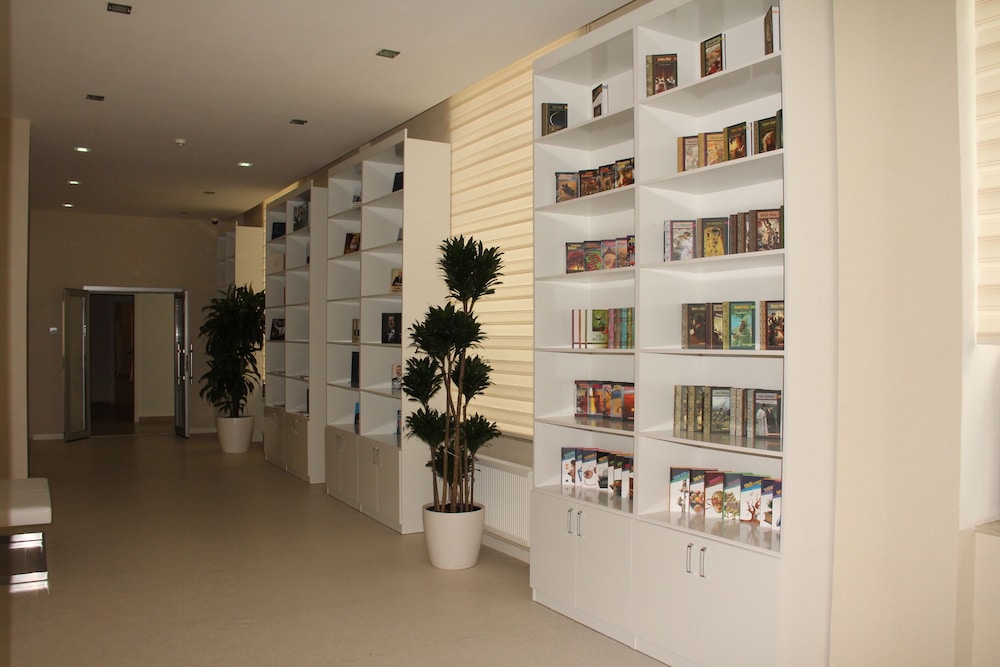 Chukhur Gabala Museum Hotel