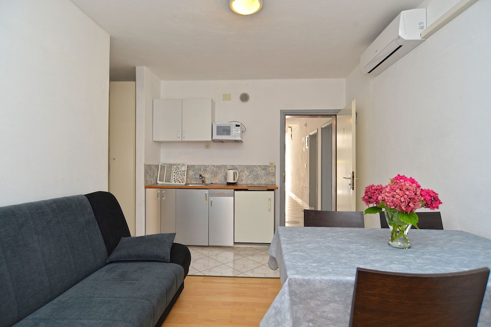 Apartments 2071