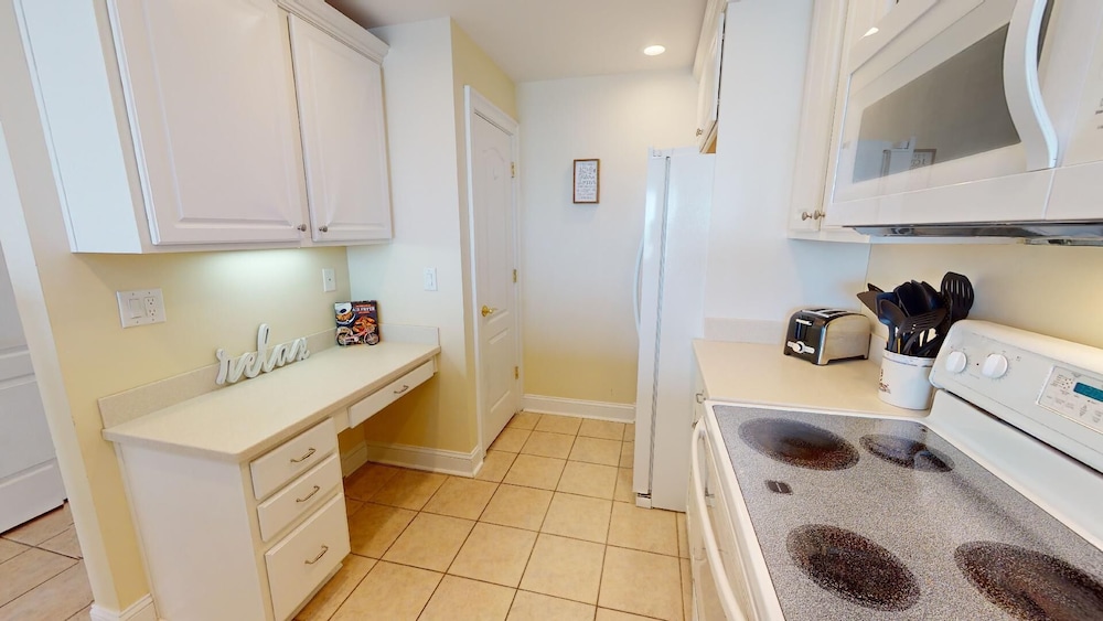 Beach House 2 by Tybee Vacation Rentals