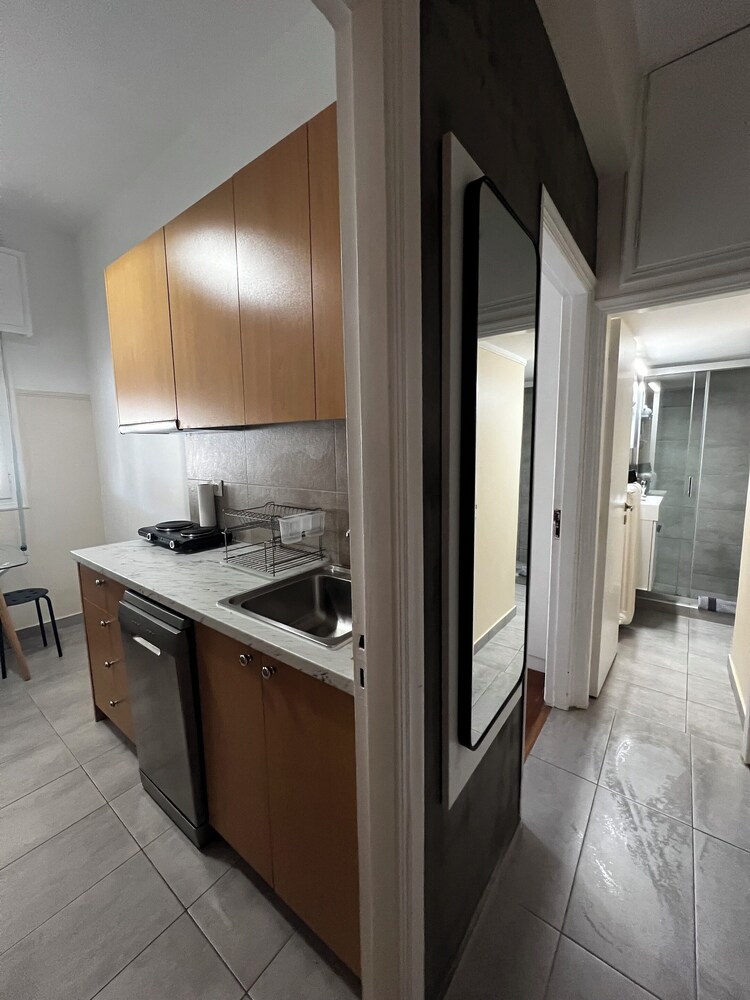 Pnyka Apartment 3