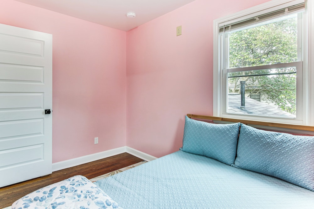 6 Mi to Spectrum Center: Spacious Getaway w/ Deck