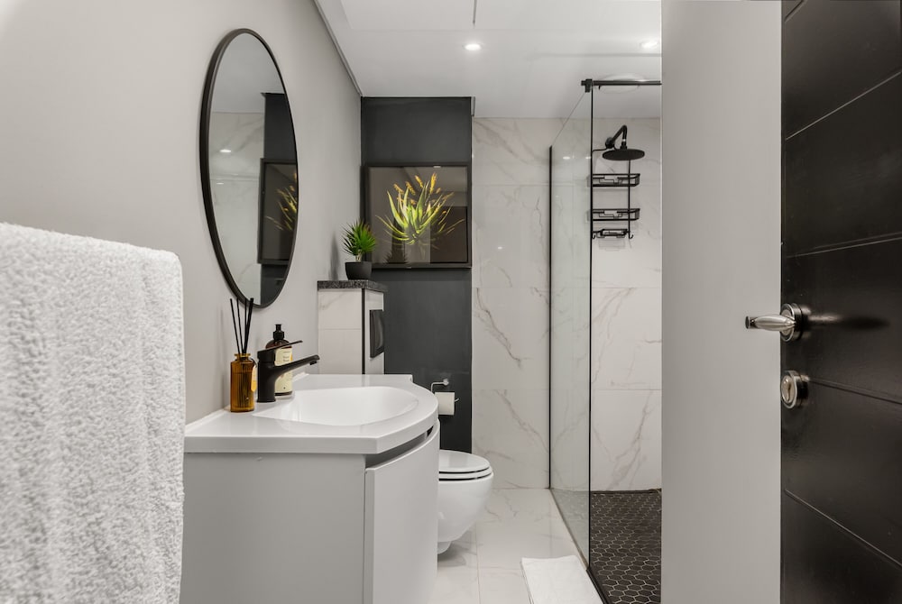 Rockwell 220 by Ctha