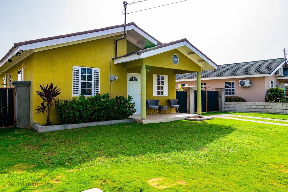 Drax Hall Country Club 2 Bed Villa