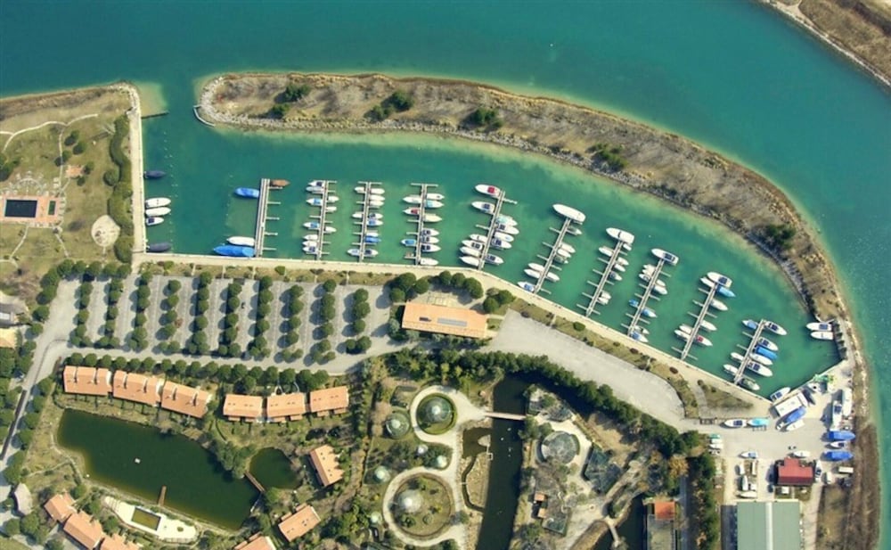 Cozy Duplex in Green Area of Lignano