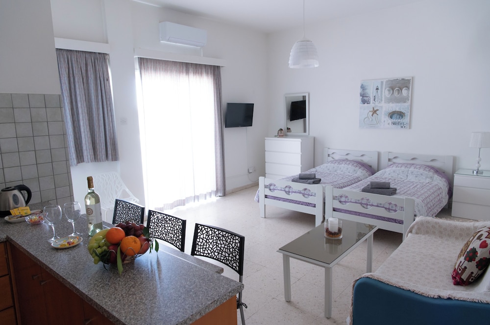 Themis Apartments