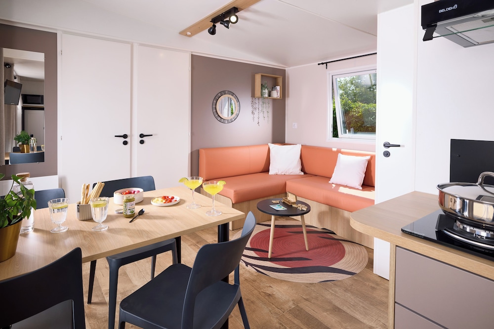 CAMPING LLORET BLAU