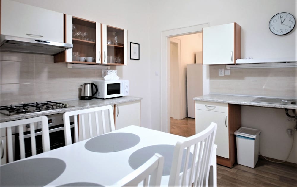 Angel City Apartments