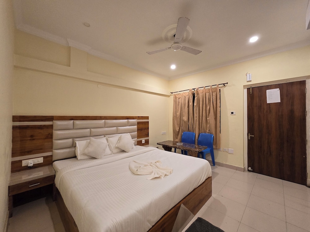 Ricardo Beach Resort