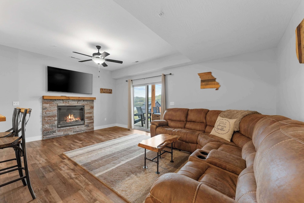Green Wood Getaway for 18