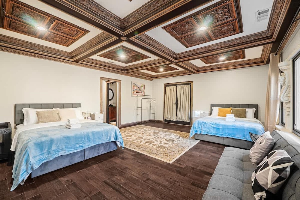 Spaciour 4Br 4bth Stunning House With Free Parking