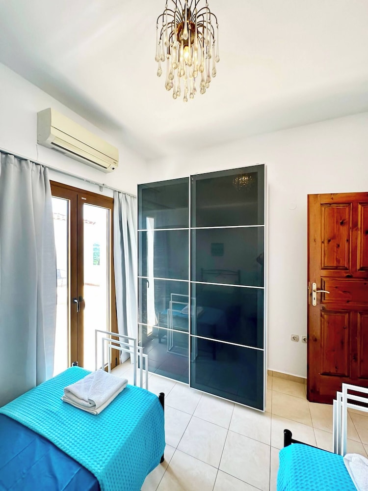 Blue Vibes House Rethymno view 3
