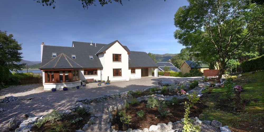 Ardno House